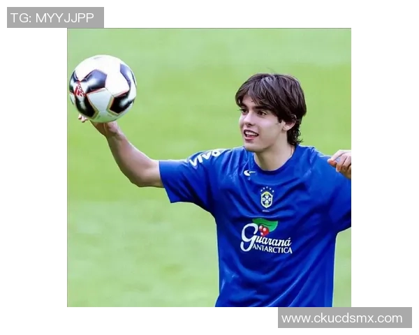 全球足球明星及其代表队伍的精彩瞬间与成就回顾