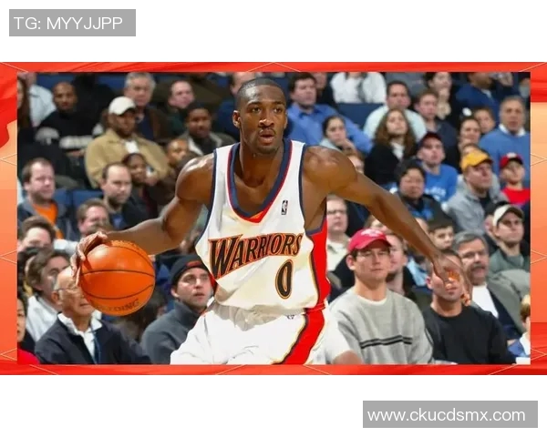 九指篮球明星的传奇人生与奋斗历程揭秘，如何在逆境中崛起成为球场巨星